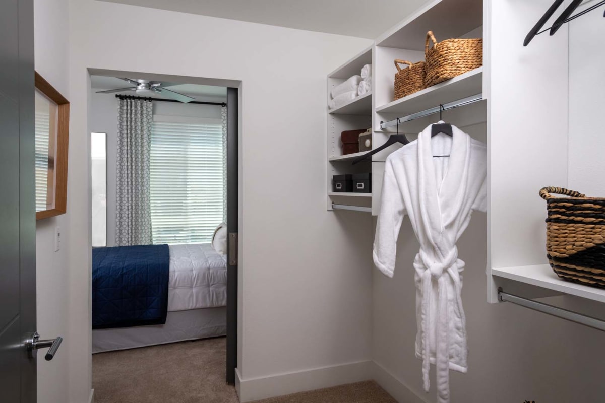 Luxury Apartments for Rent in Sacramento, CA The Eisley Photos